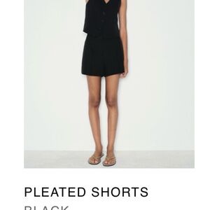 Zara Black High Waist Pleated Shorts